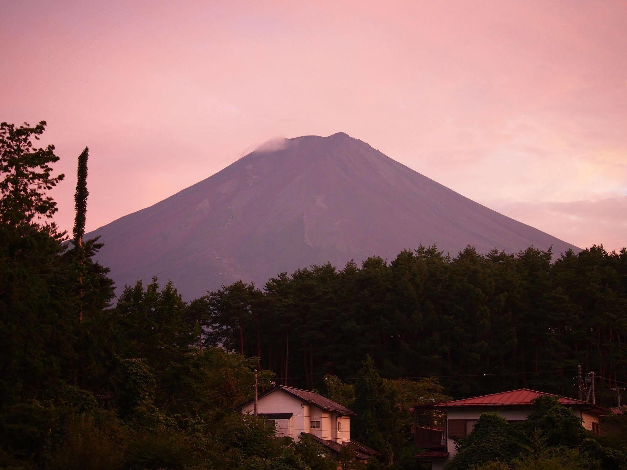 Mtfuji Guest House Kikkake Fujiyoshida Exteriör bild